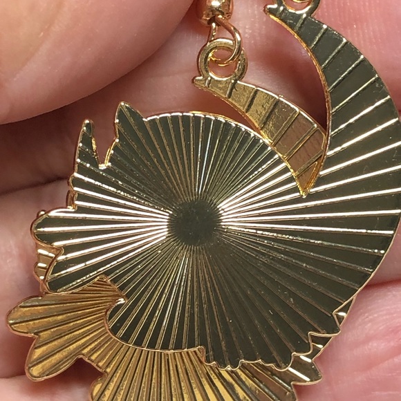 Betsey Johnson style large  pink cat charm earrings - Picture 3 of 6